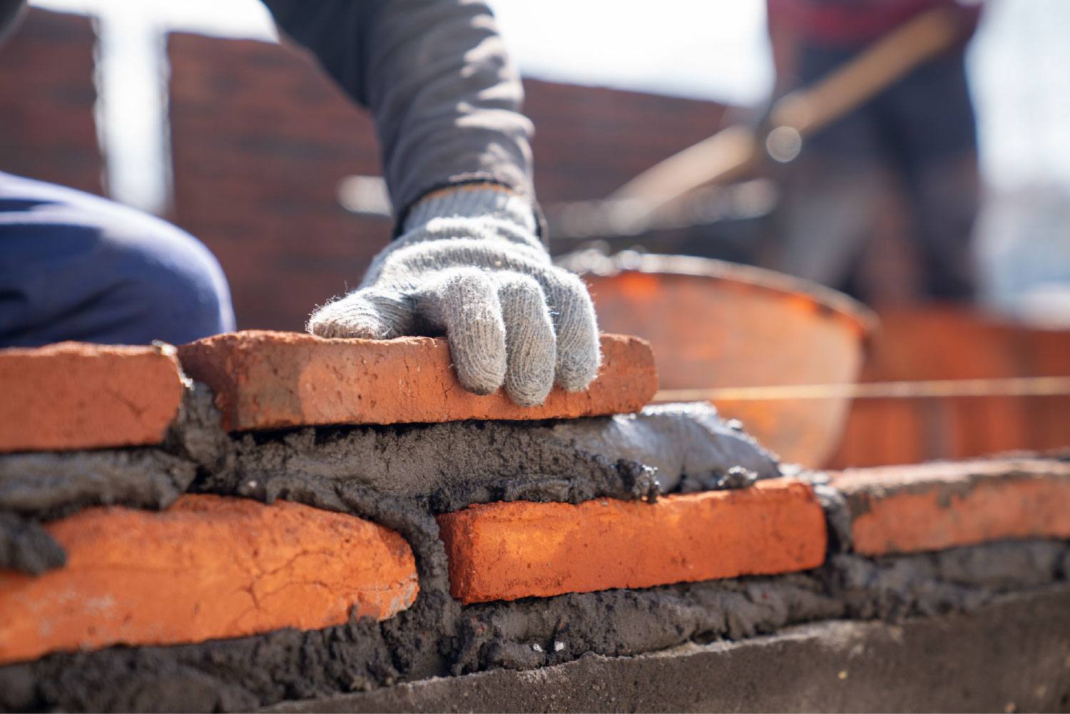 How Subcontractors Manage the Funding Gap